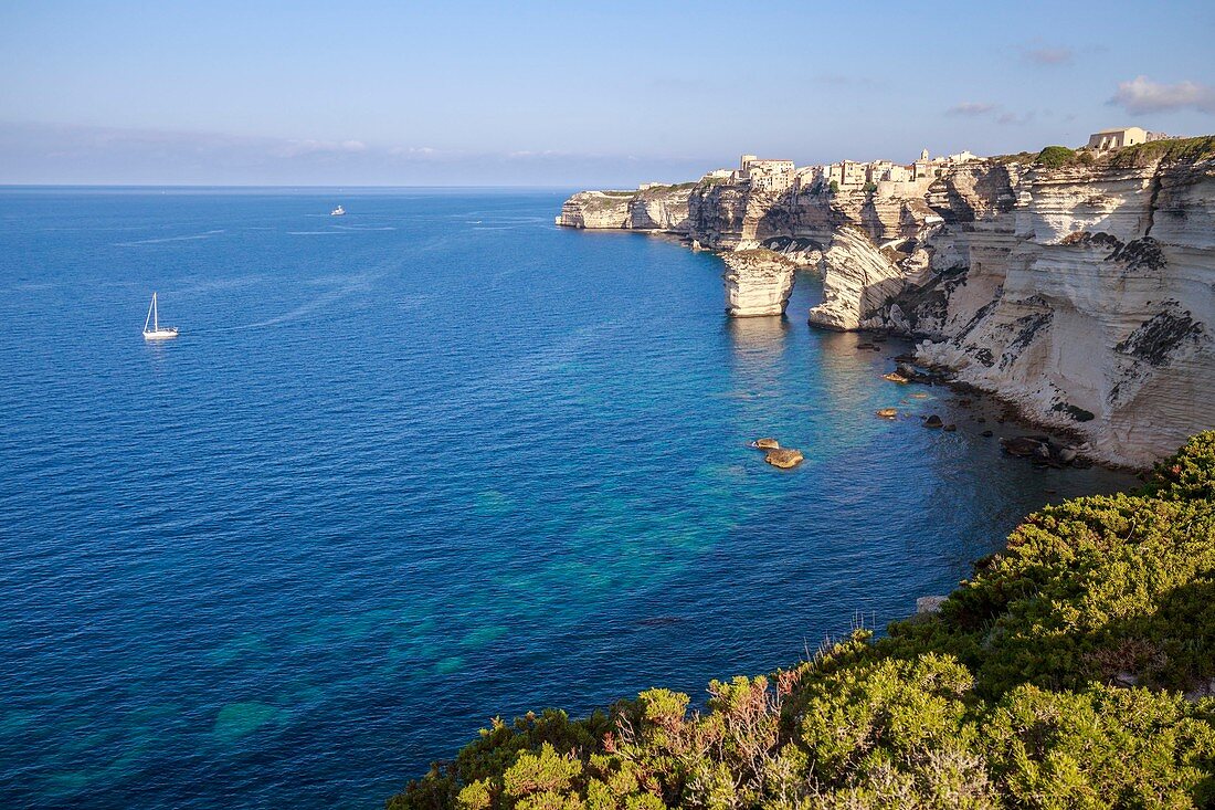 France, Corse du Sud, Bonifacio, the old town or High City perched on cliffs of limestone