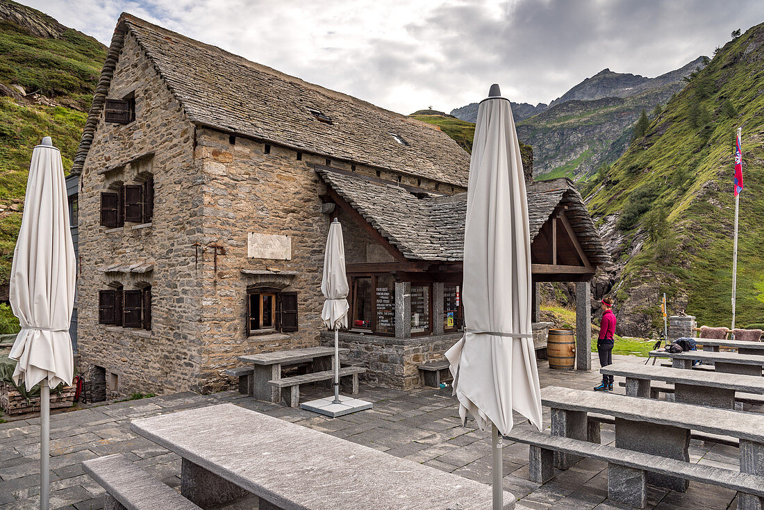 Rifugio Basodino, Trekking del Laghetti Alpini, Tessin, Schweiz