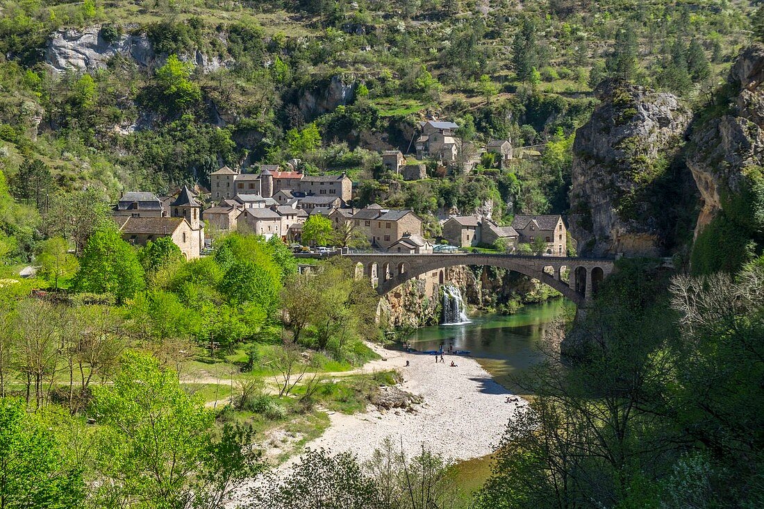 France, Lozere, the Causses and the Cevennes, Mediterranean agro pastoral cultural landscape, listed as World Heritage by UNESCO, the Gorges du Tarn, St Chely du Tarn