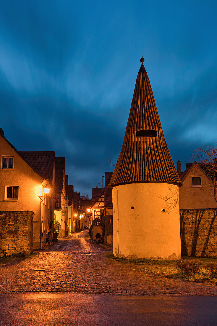 Nocturnal view of the city wall of Sulzfeld am Main, Kitzingen, Lower Franconia, Franconia, Bavaria, Germany, Europe