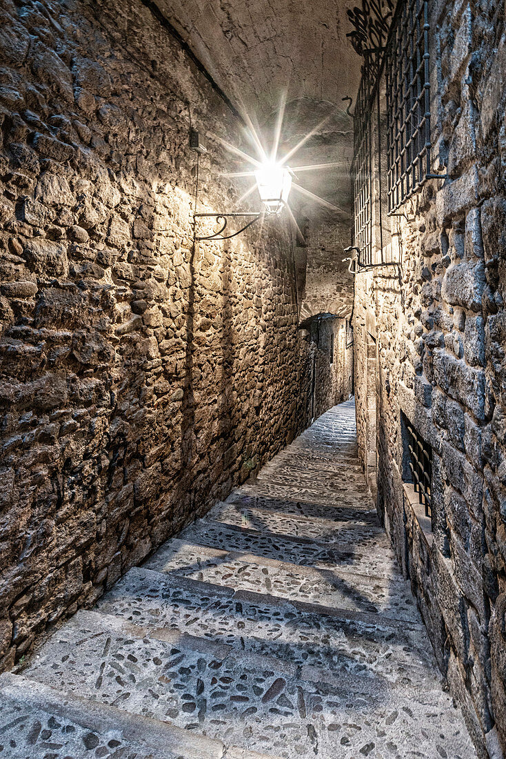 Jewish quarter in Girona, narrow alley, Catalonia, Spain