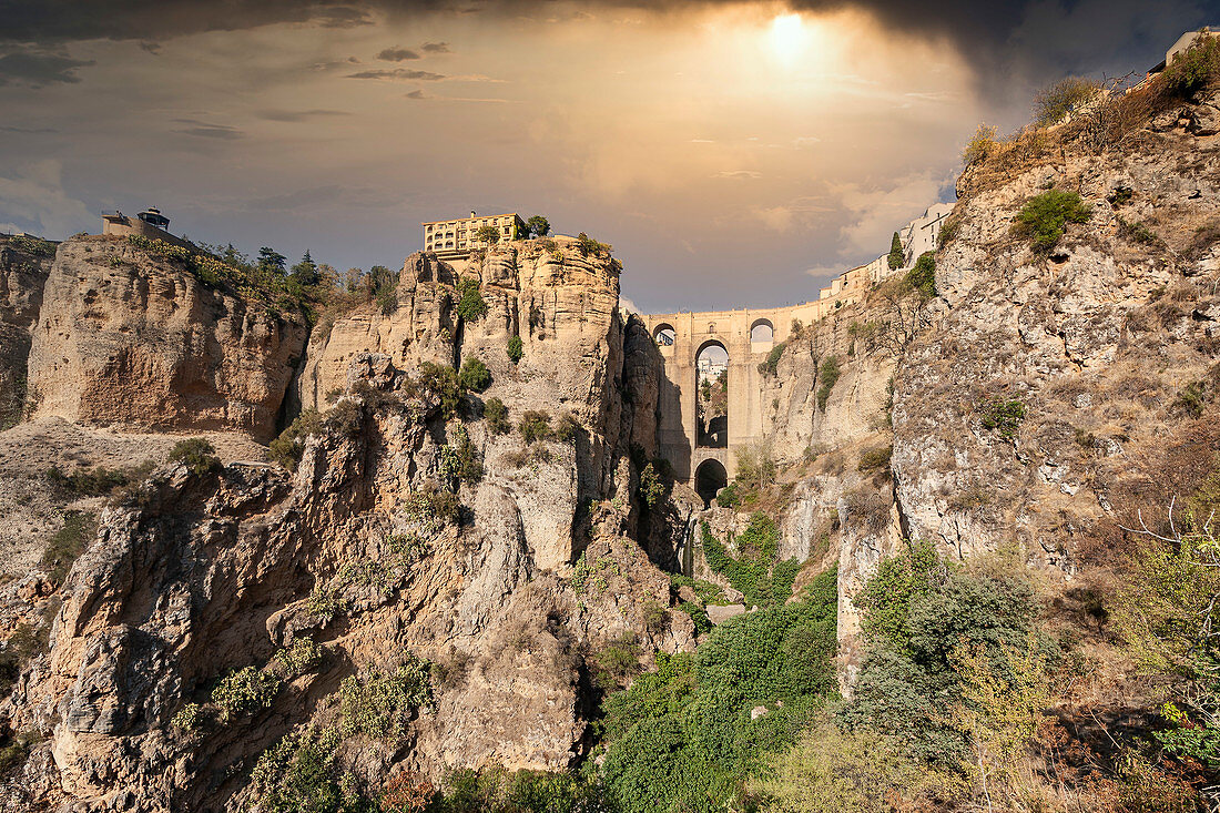 Spanien, Andalusien, Provinz Malaga, Ronda, Puente Nuevo und Canyon del Tajo, El Tajo