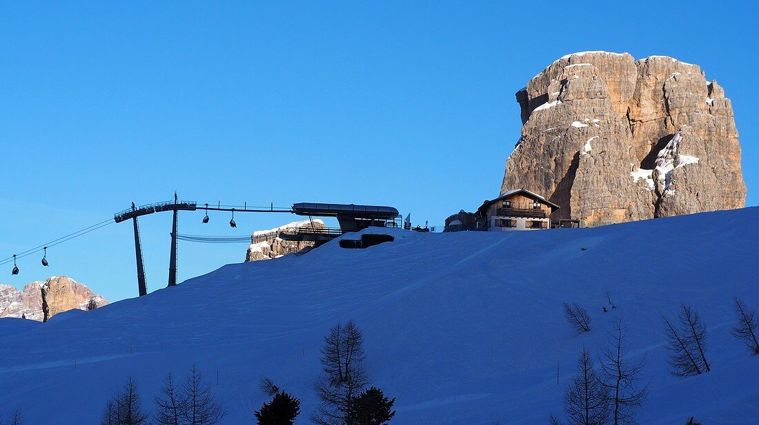 Hut in the ski area above Cortina d'Ampezzo, on the Cinque Torri, snow, Dolomites, ski lift, rocks, winter in Veneto, Italy