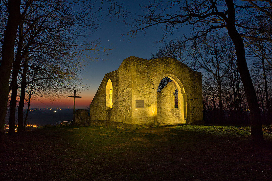 At night at the Kunigunden chapel in Weinparadies, Bullenheim, Neustadt an der Aisch, Middle Franconia, Franconia, Bavaria, Germany, Europe