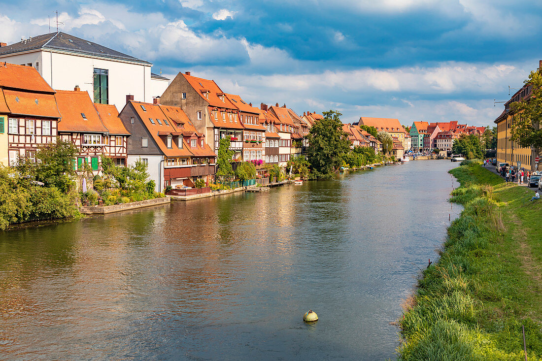 Klein-Venedig am östlichen Ufer der Regnitz in Bamberg, Bayern, Deutschland