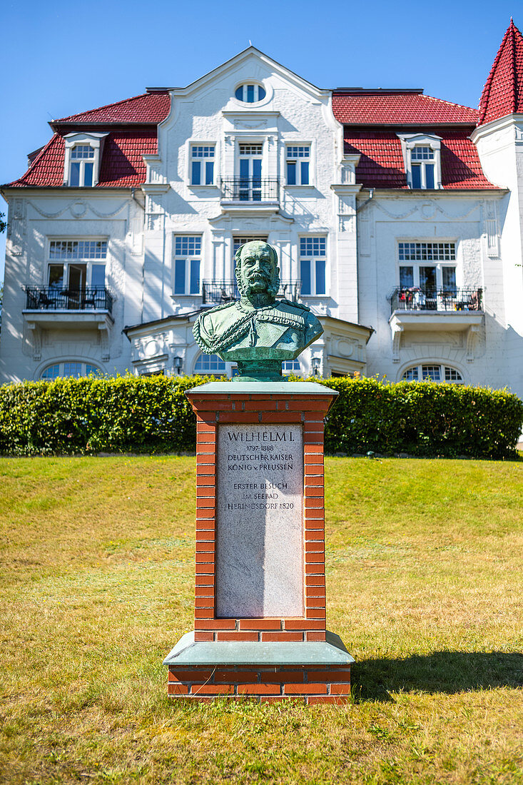Memorial monument for Wilhelm the 1st in Kaiserbad Heringsdorf in front of villa near the beach, Usedom, Mecklenburg-Western Pomerania, Germany