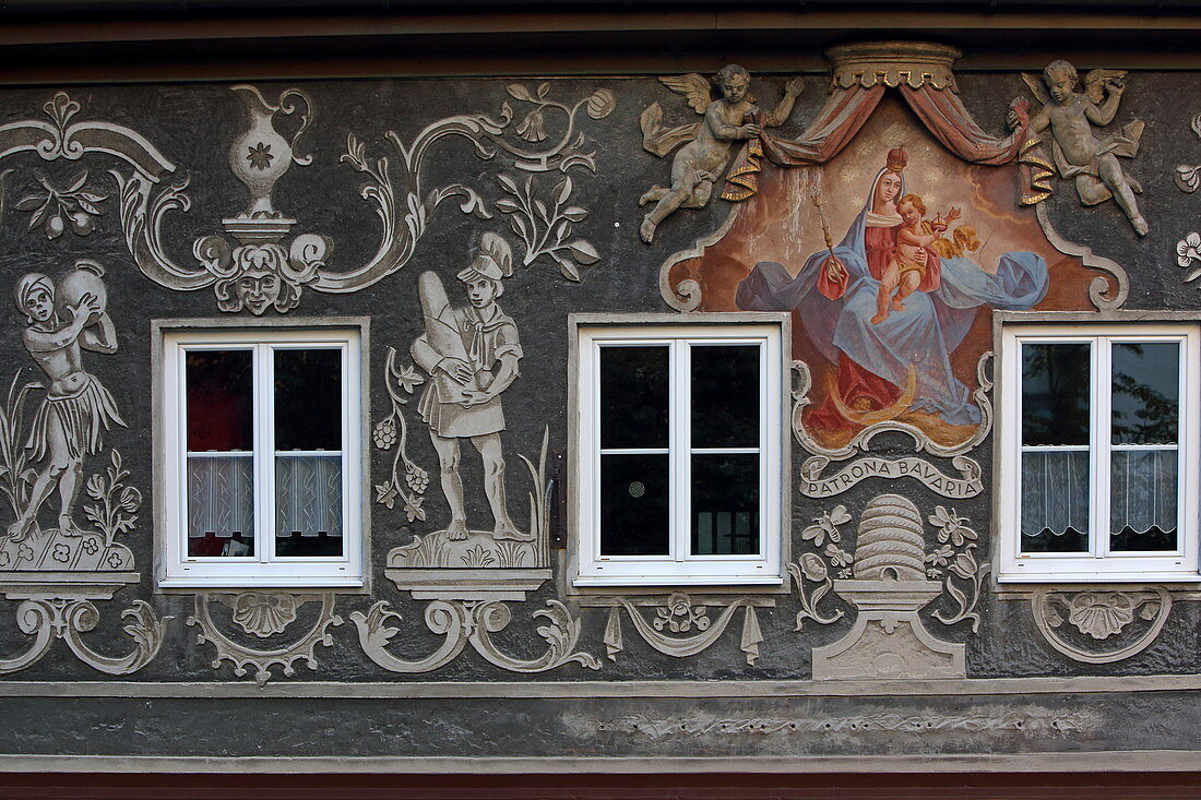 Beautiful facade in Ludwigstrasse, Partenkirchen, Garmisch-Partenkirchen, Werdenfelser Land, Upper Bavaria, Bavaria, Germany