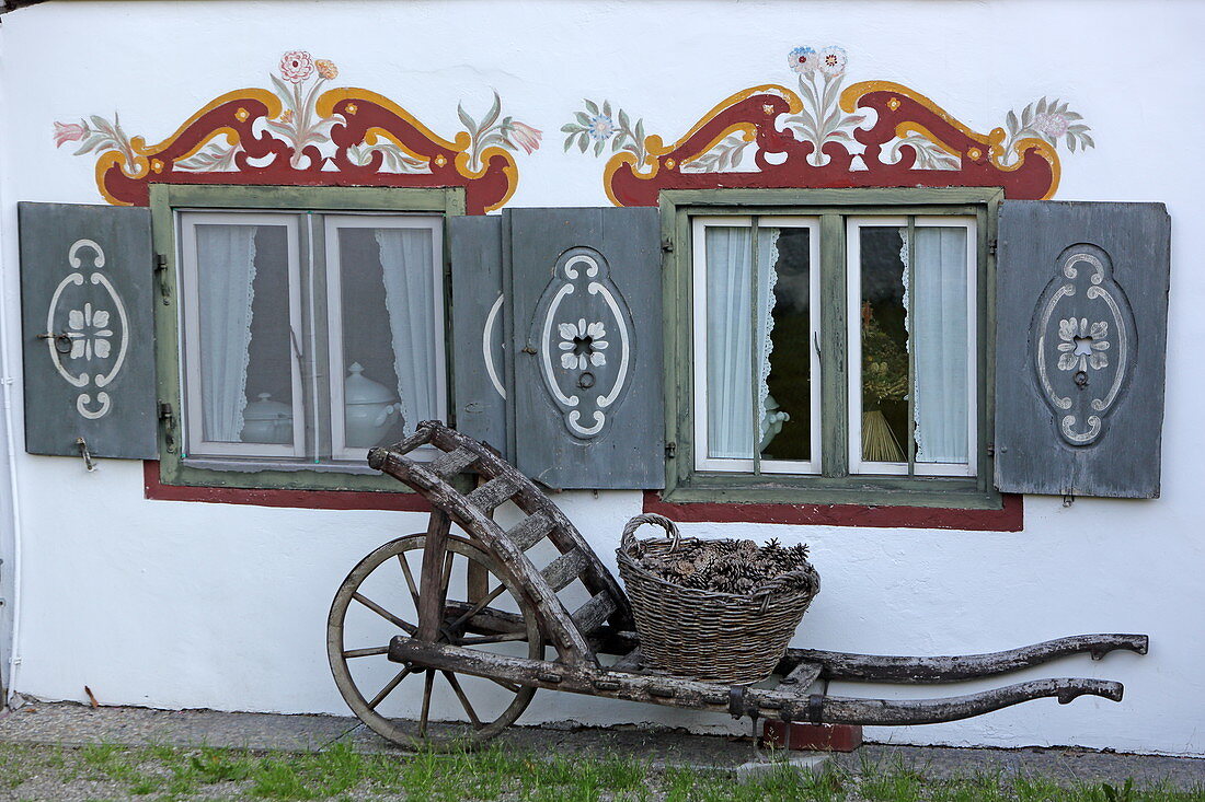 Lüftlmalerei of a farmhouse, Schliersee, Upper Bavaria, Bavaria, Germany