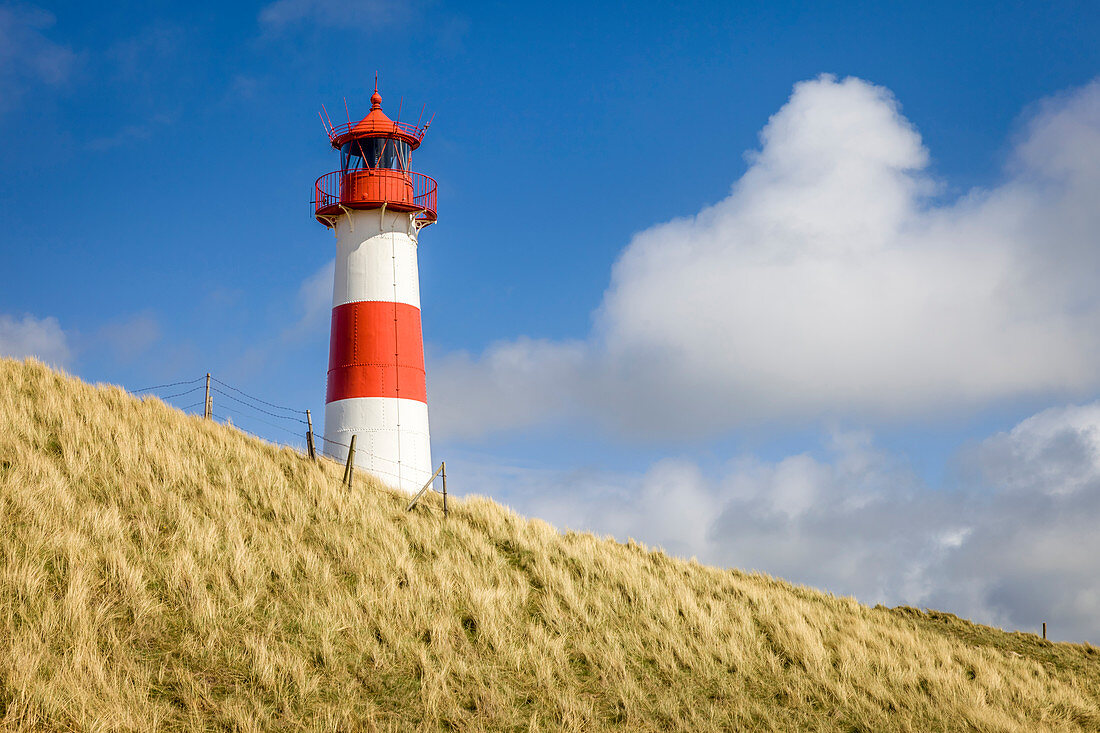 List-Ost lighthouse on the Ellenbogen Peninsula, Sylt, Schleswig-Holstein, Germany