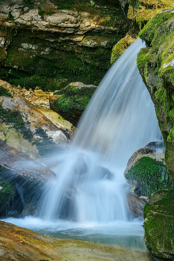 Wasserfall, Kuhfluchtfälle, Estergebirge, Werdenfelser Land, Werdenfels, Bayerische Alpen, Oberbayern, Bayern, Deutschland