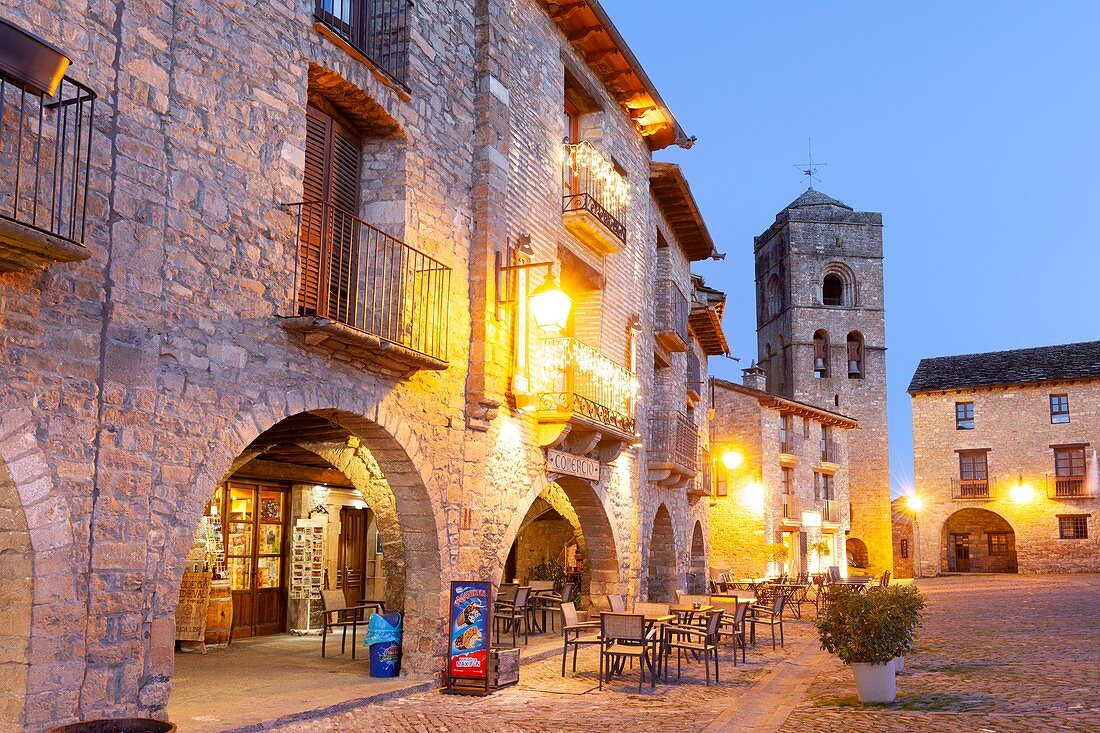 Gemeinde Alquezar, Somontano de Basbastro, Huesca, Spanien