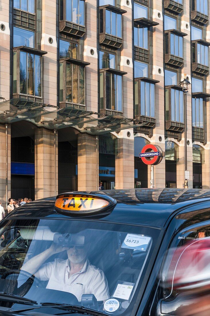 United Kingdom, London, Westminster, subway and traffic on Bridge Street