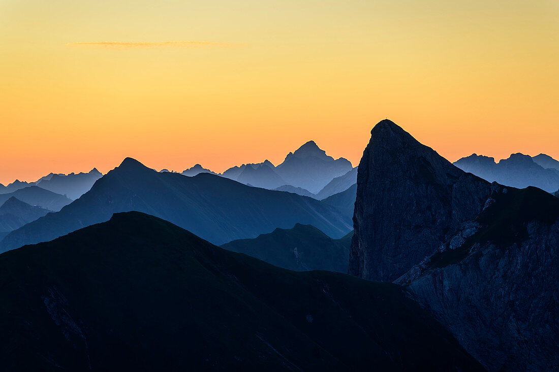 Mountain silhouettes of Üntschenspitze, Hochvogel and Annalper Stecken zum Morgenrot, from Zafernhorn, Großes Walsertal Biosphere Reserve, Bregenzerwald Mountains, Bregenzerwald, Vorarlberg, Austria