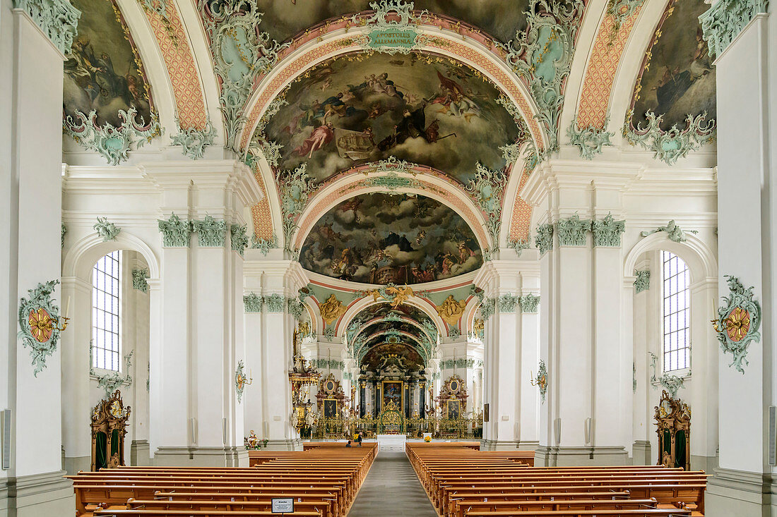 Altar und Kirchenschiff der Stiftskirche St. Gallen, St. Gallen, UNESCO Weltkulturerbe St. Gallen, Schweiz