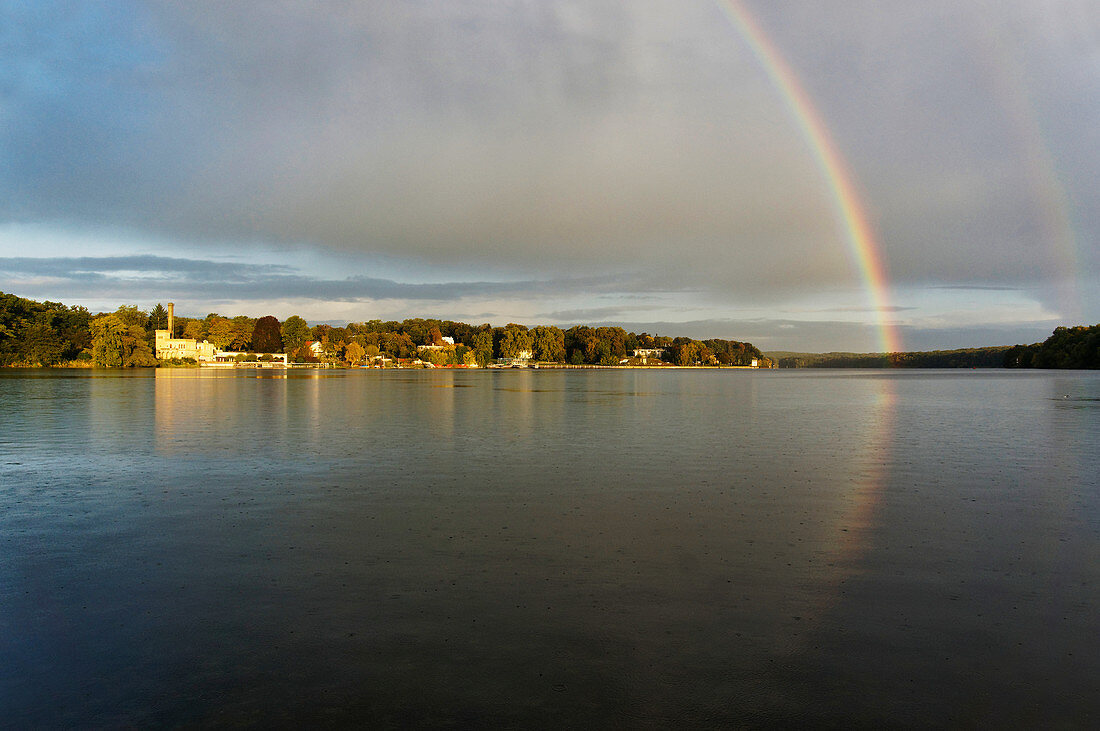 Jungfernsee, Havel, Meierei im Neuen Garten, Potsdam, Land Brandenburg, Deutschland