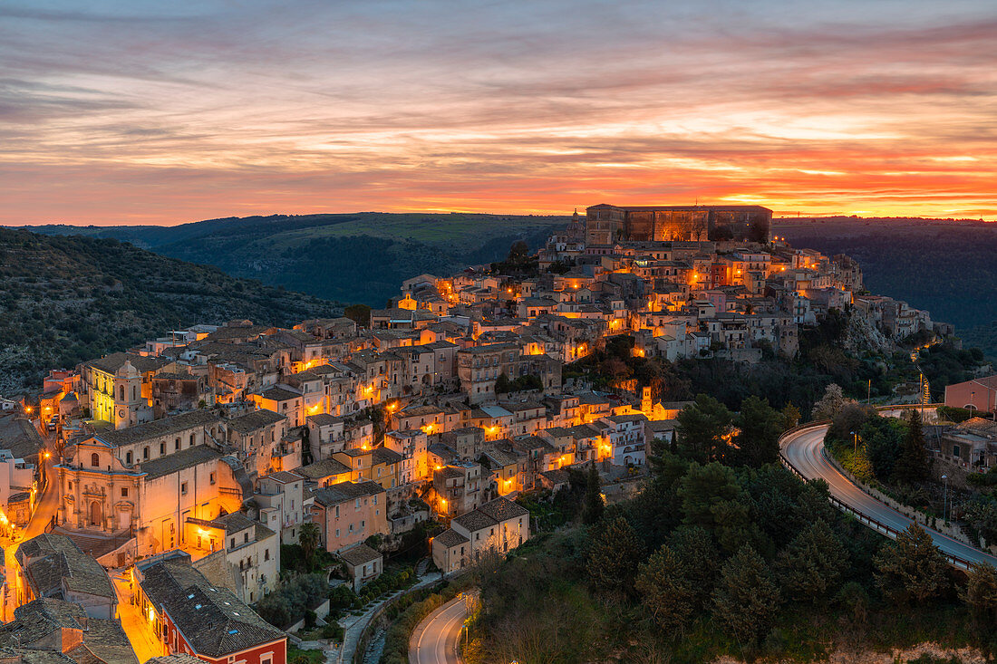 The enchanting hilltop city of Ragusa Ibla at dawn, Ragusa, Sicily, Italy