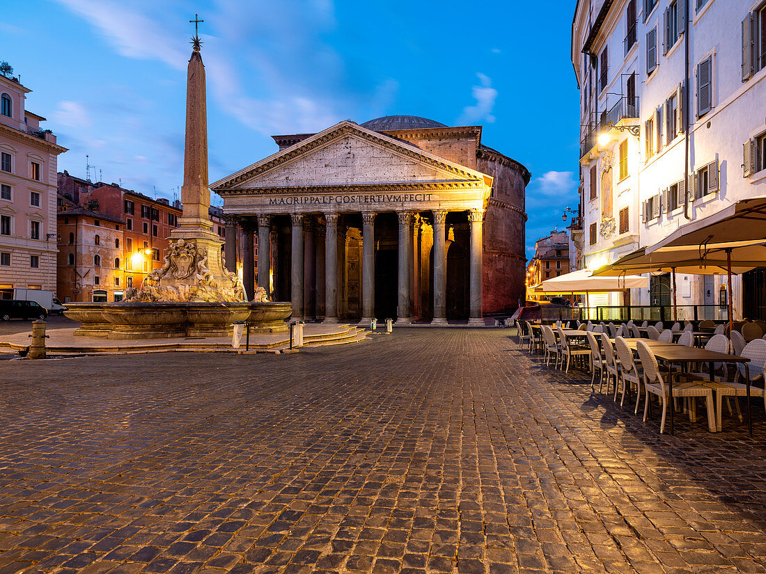 The Pantheon at dawn Europe, Italy, Lazio Region, Province of Rome, Rome