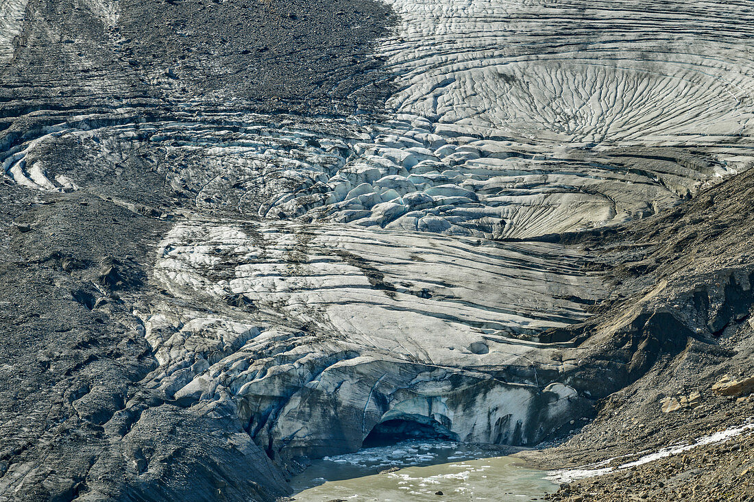 Gletscher Pasterze mit kalbendem Gletscher und Gletschersee, Glocknergruppe, Nationalpark Hohe Tauern, Kärnten, Österreich
