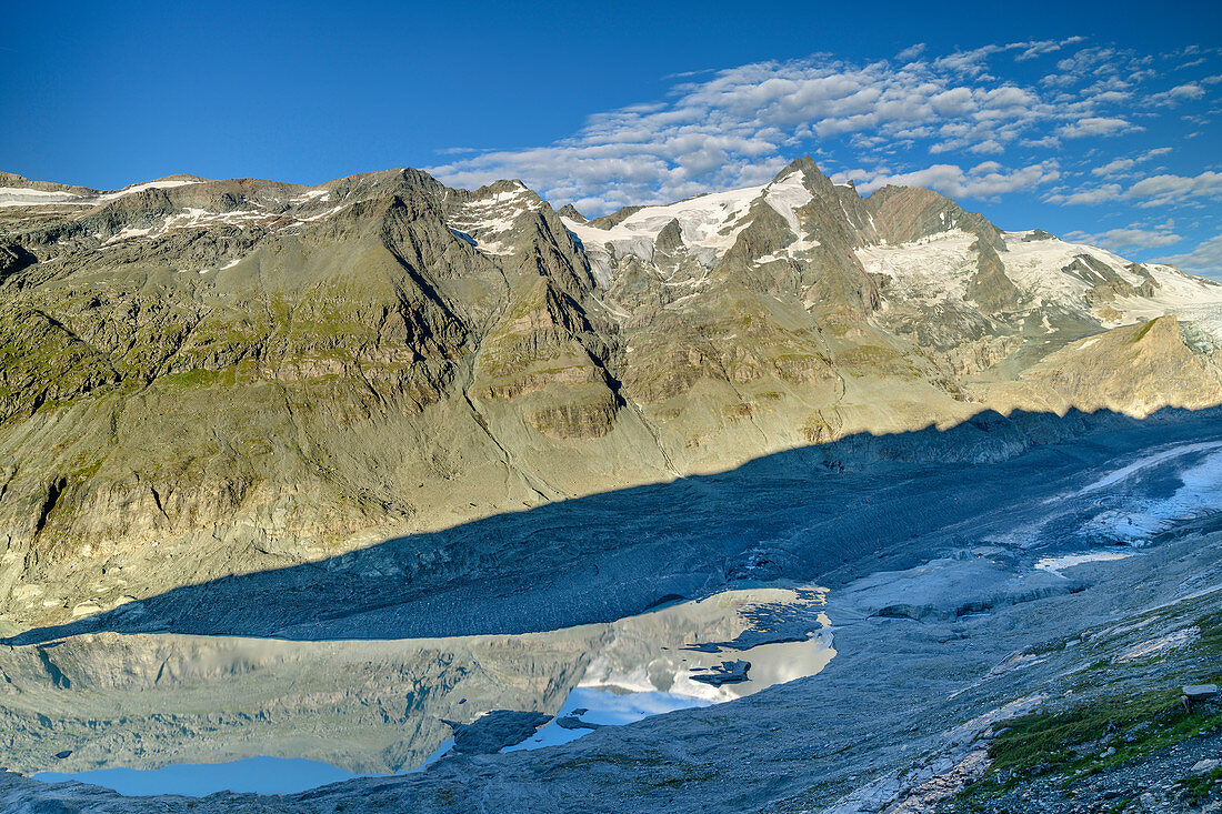 Großglockner with Pasterze and glacial lake, Glockner Group, Hohe Tauern, Hohe Tauern National Park, Carinthia, Austria