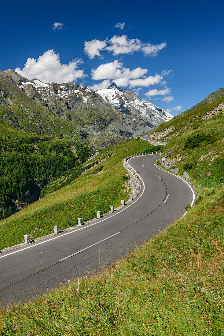 Glockner High Alpine Road leads to Grossglockner, Glockner Group, Hohe Tauern, Hohe Tauern National Park, Carinthia, Austria