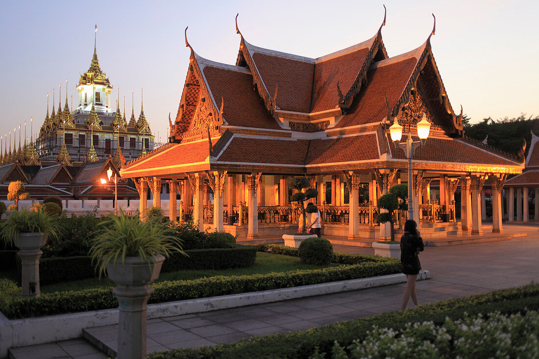 Thailand, Bangkok, Loha Prasart Tempel, Maha Chetsadabodin Royal Pavilion