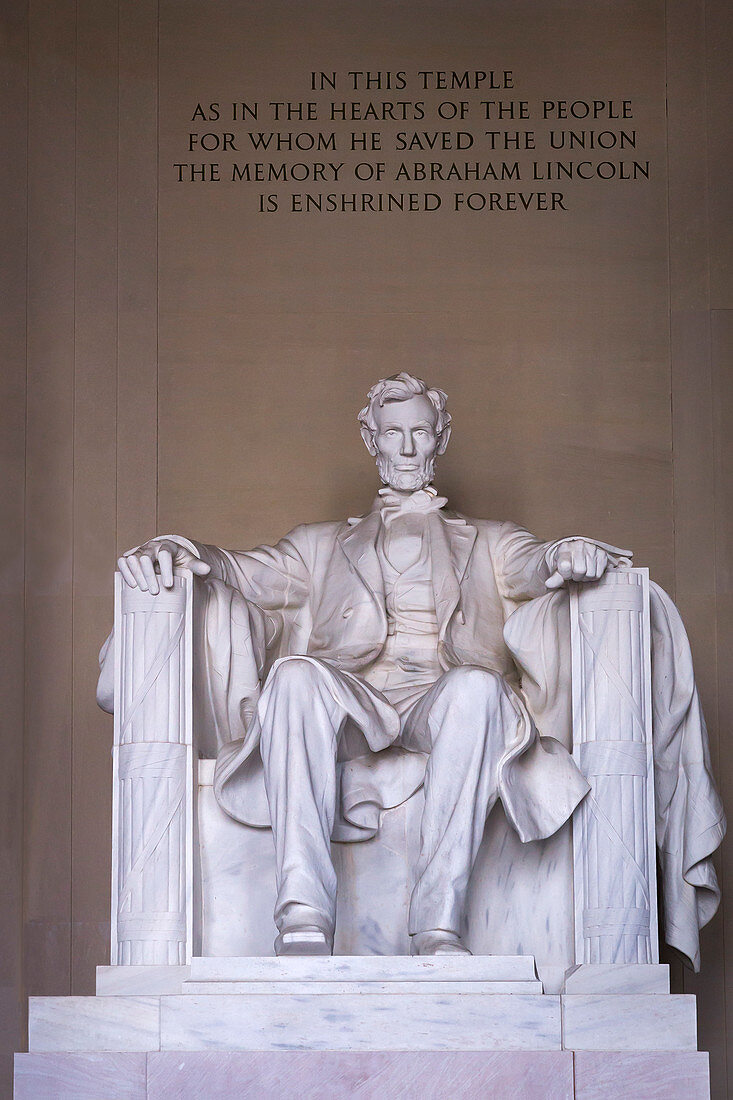 Statue des Präsidenten Abraham Lincoln, Lincoln Memorial, Washington DC, USA, Nordamerika,