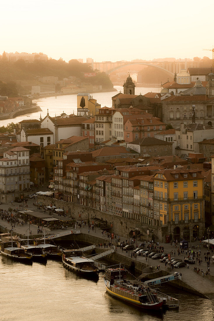 Historisches Zentrum Ribeira der Douro, Porto, Portugal, Europa