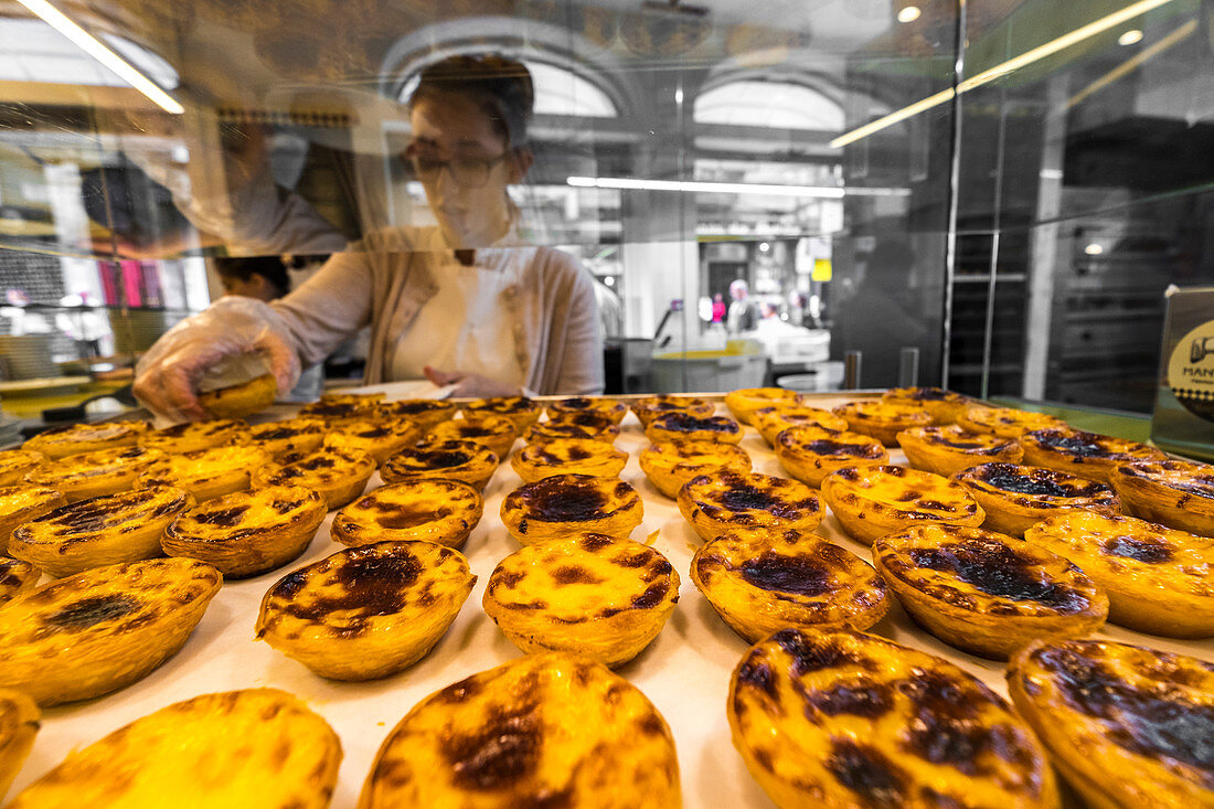 Pastèis de Nata, Pudding-Törtchen, portugiesisches Gebäck, Porto, Nordportugal, Europa