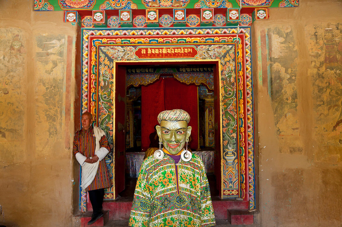Maskentänzer, Festival, Gangtey Dzong oder Kloster, Phobjikha Valley, Bhutan