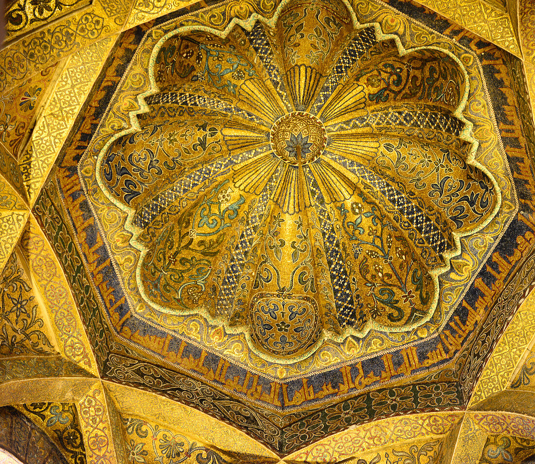 Moorish decoration of the dome in the Mosque-Cathedral, Cordoba, Andalusia, Spain