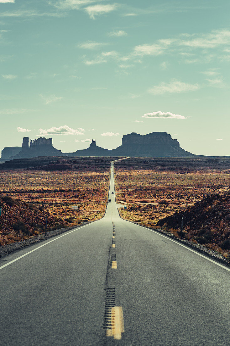 Road to Monument Valley, Utah, Arizona, USA, North America, America