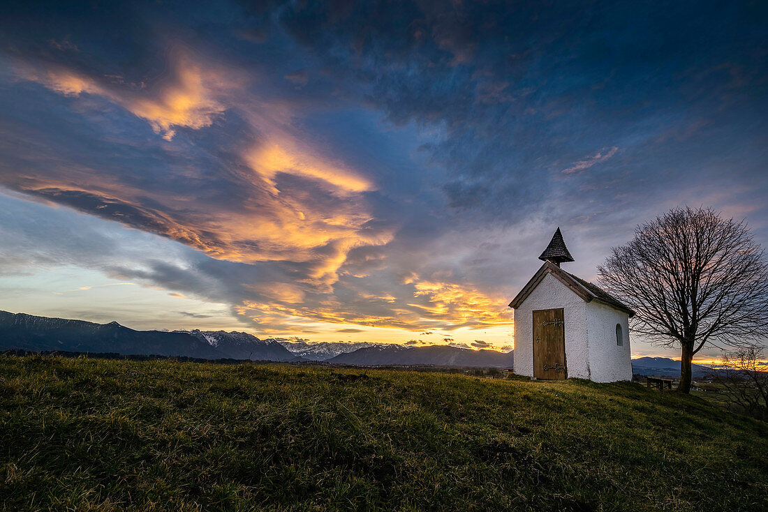 Die Kapelle auf der Aidlinger Höhe, Aidling, Bayern, Deutschland
