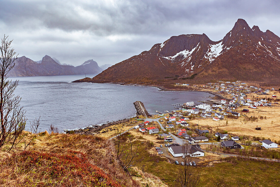 Fjorde bei Senjahopen auf Insel Senja, Norwegen