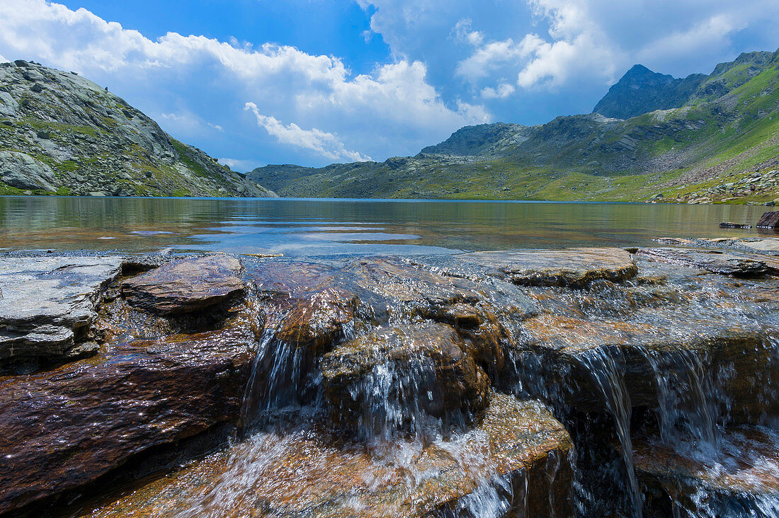 Im Naturpark Texelgruppe, das Gebiet der Spronser Seen, Langensee, Südtirol, Italien