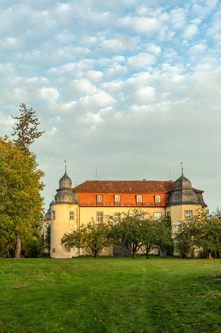 Das Schloss in Fröhstockheim, Rödelsee, Kitzingen, Unterfranken, Franken, Bayern, Deutschland, Europa