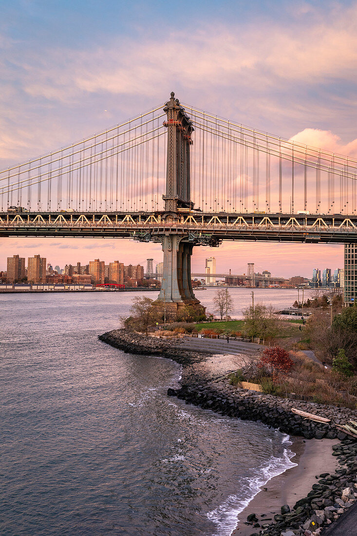 Manhattan bridge during sunset, New York, USA