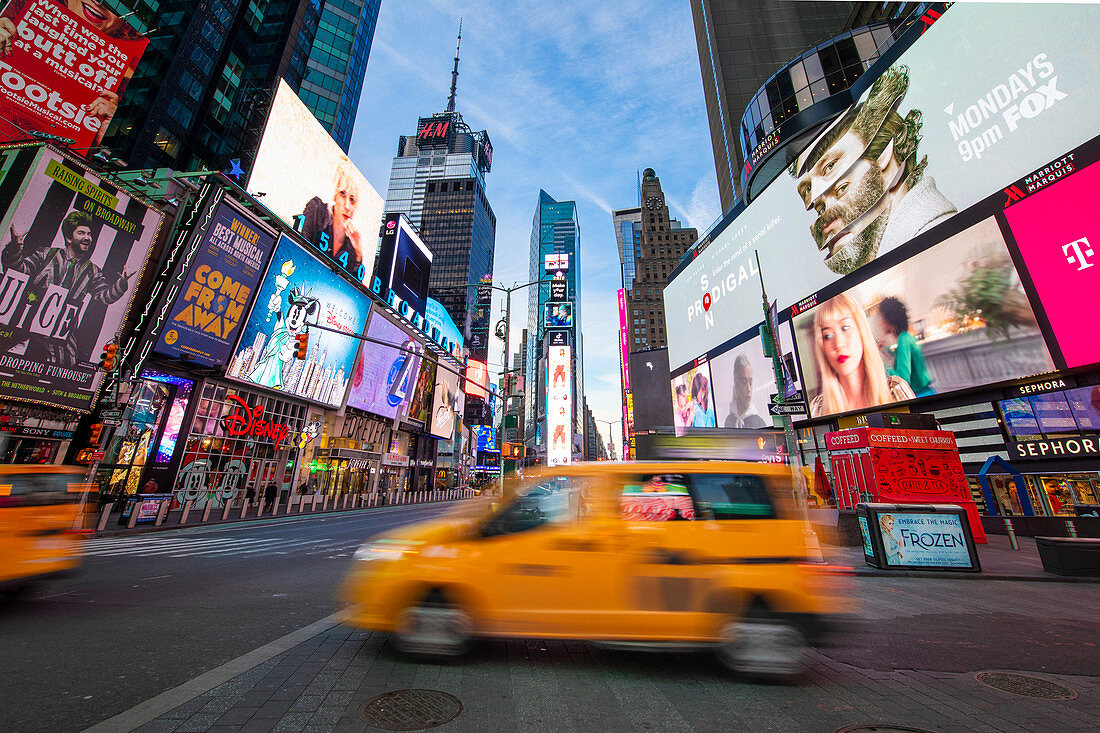 Times Square, Manhattan, New York, USA