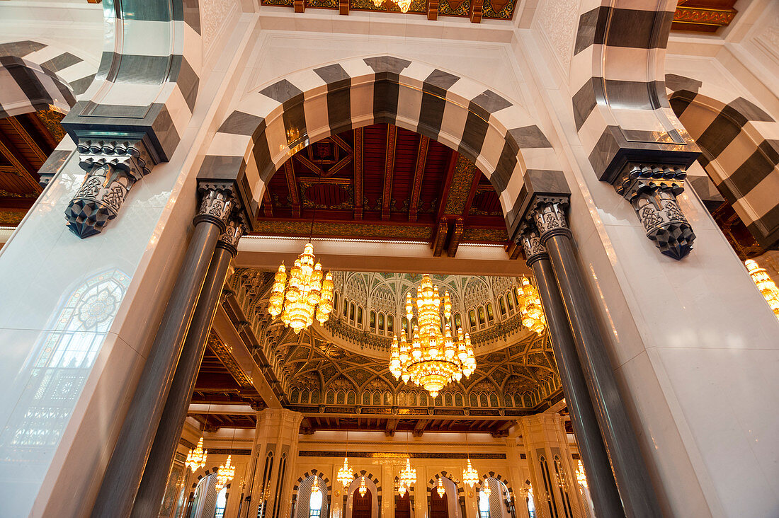 Große Sultan-Qabus-Moschee in Maskat, Oman