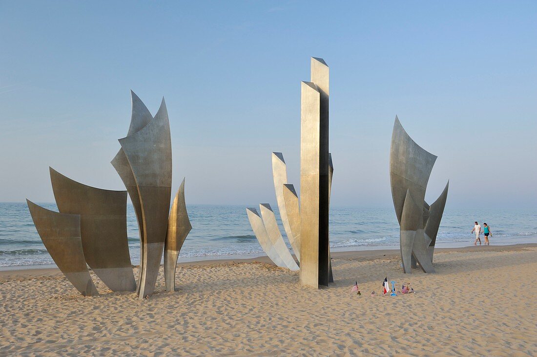 France, Calvados, Saint Laurent sur Mer, Omaha Beach, sculpture Les Braves by the sculptor Anilore Banon in honor of the 60th anniversary of the landing of Normandy, works in 3 elements: The Wings of Hope, Standing Freedom, The Wings of Fraternity