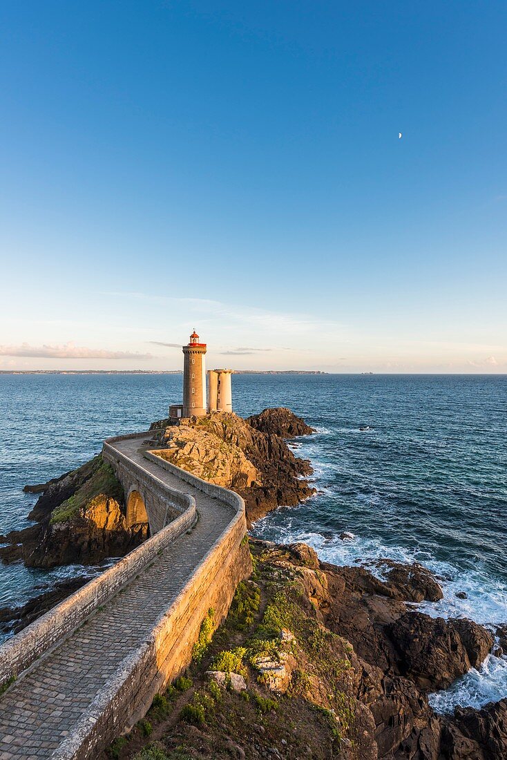 France, Finistere, Iroise Sea, Goulet of Brest, Plouzane, Pointe du Petit Minou, Petit Minou lighthouse