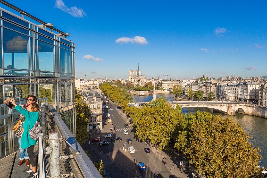 Frankreich, Paris, Institut du Monde Arabe (IMA), entworfen von den Architekten Jean Nouvel und Architecture-Studio, das Dach