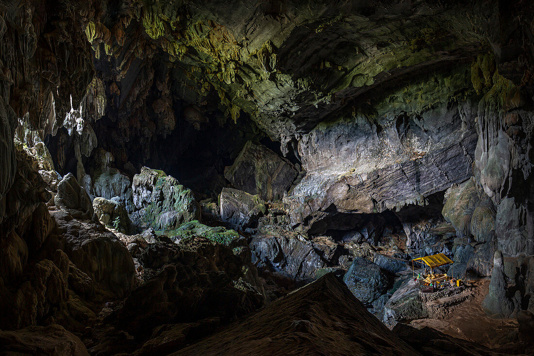 Phu Kham Höhle in Vang Vieng, Laos, Asien