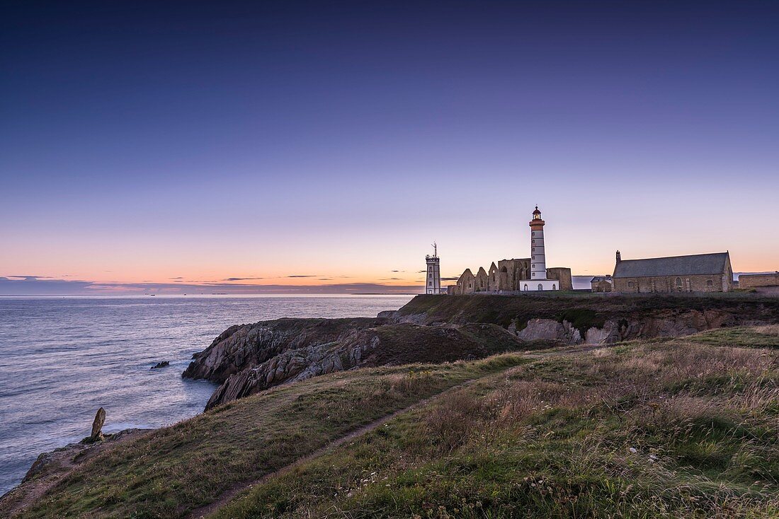 France, Finistere, Plougonvelin, Pointe de Saint-Mathieu, starting point of the Way to Santiago de Compostela, Saint-Mathieu lighthouse built in 1835, Saint-Mathieu de Fine-Terre abbey and the semaphore (1906)