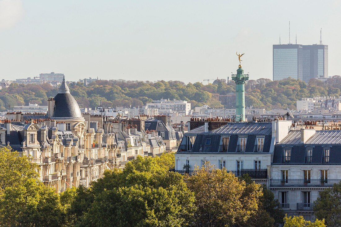 Frankreich, Paris, haussmanische Gebäude, die Säule der Bastille-Ingenieurschule, der Mercuriales-Turm