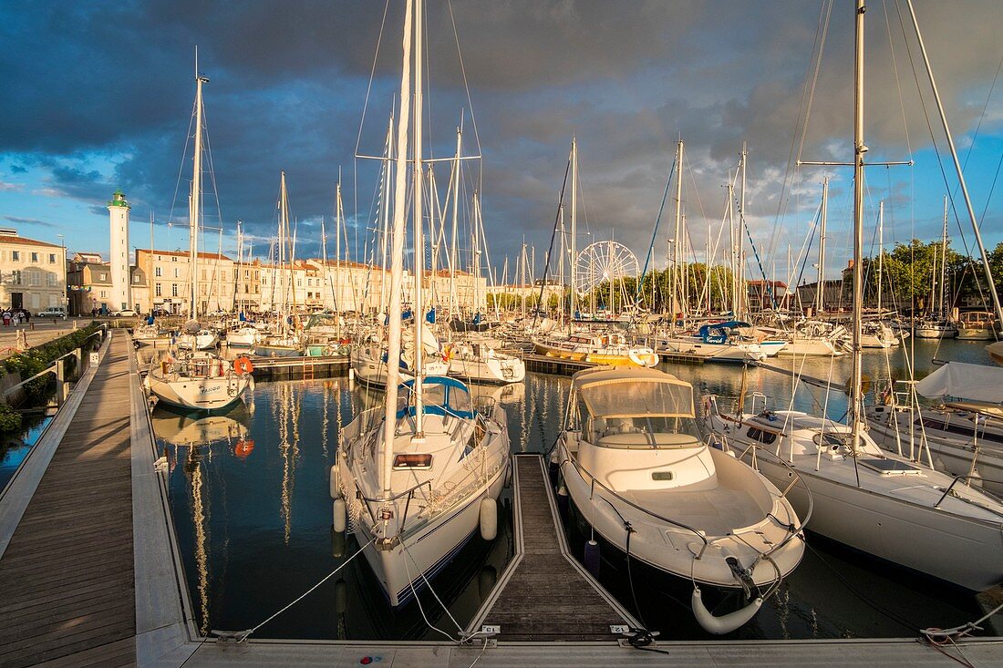 France, Charente Maritime, La Rochelle, floating basin of the Old Port