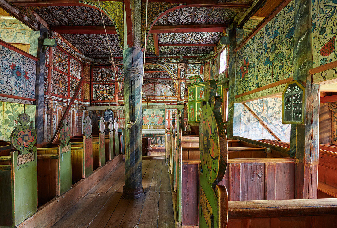 Rosenmalerei in der Stabkirche Uvdal, Nore og Uvdal, Buskerud, Numedal, Norwegen, Europa 