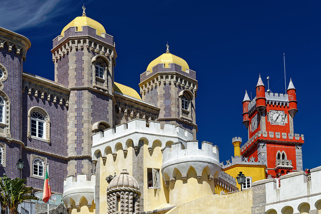 The Bavarian-Manueline palace da Pena was built in 1840 by order of the Portuguese titular king and royal consort Ferdinand II.