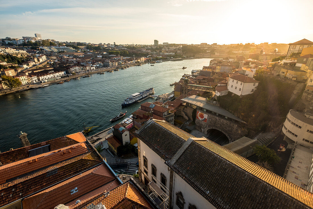 Blick auf die Altstadt von Porto, Portugal