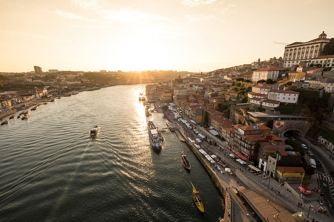 Blick auf die Altstadt von Porto, Portugal