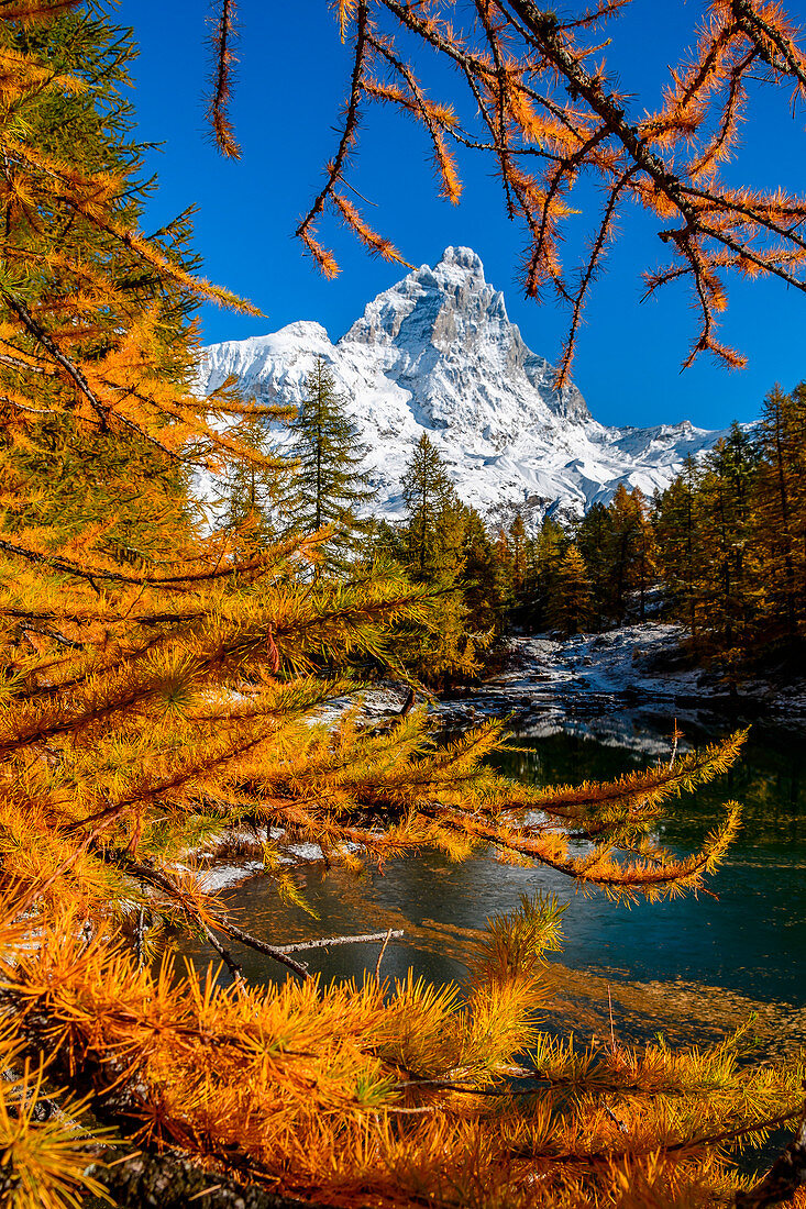 Cervino (Matterhorn) und Blu See (Lago Blu), Cervinia, Valtournenche, Aostatal, Italien